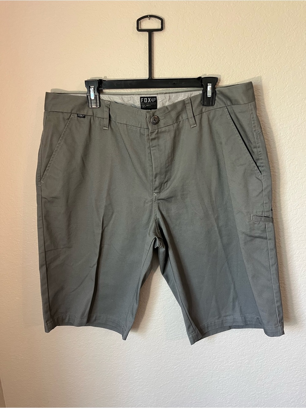 Fox Racing Essex Shorts Men 36 Gunmetal Gray Chino Walkshort Style 12816 Outdoor